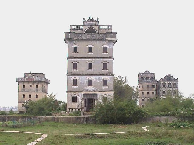 Massed Group of Tower Keeps.jpg